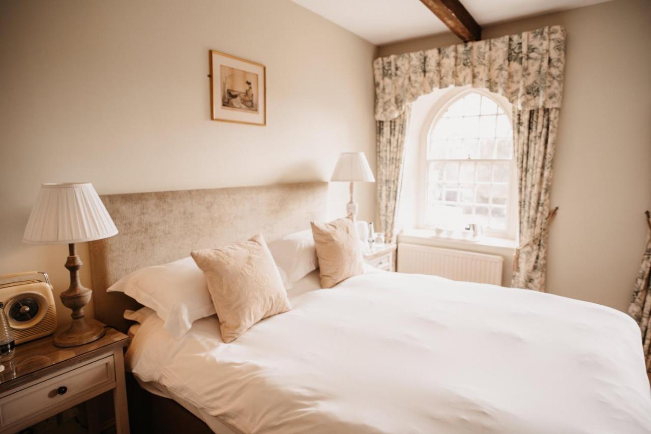 The Boar'S Head Hotel Harrogate Exterior photo